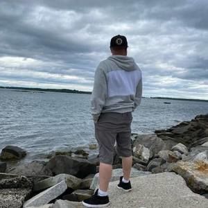 Meet your Posher, Wayne